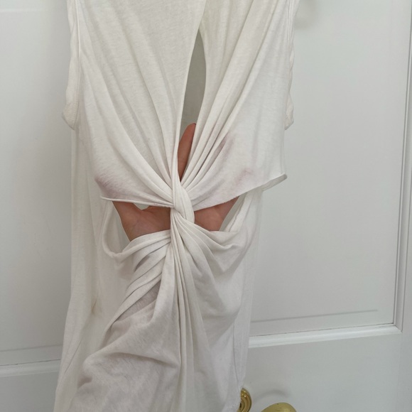 A.L.C Twisted Open Back White Tee - Picture 7 of 10
